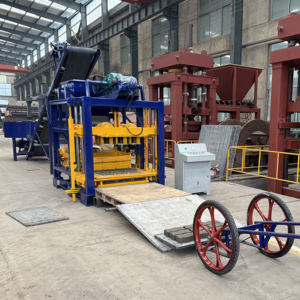 Hoàn toàn tự động bê tông rỗng Khối Máy làm với động cơ <span class=keywords><strong>QTJ4</strong></span>-25 nhà máy giá - Product Image 1