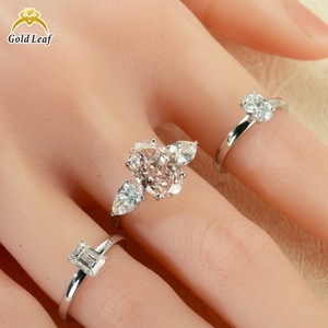 Bague de fiançailles en or 18k 14k 10k avec diamant de laboratoire Goldleaf IGI 3-5CT, ovale, VVS VS, fantaisie, rose vif, diamant de laboratoire cultivé - Product Image 3