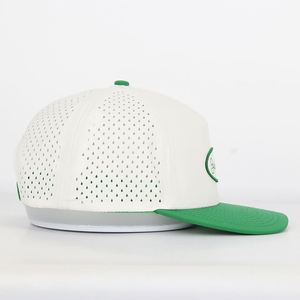 Casquettes de baseball vintage personnalisées à 5 panneaux avec logo brodé, imperméables, découpées au laser, blanches, pour le sport, plates – Fabricant professionnel - Product Image 5