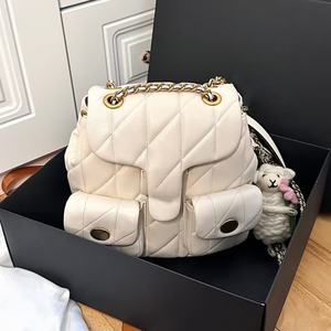 Sacs à dos de luxe en cuir véritable de créateur, sacs à dos de haute qualité pour femmes, grande capacité, avec design diamant, sacs pour femmes - Product Image 3