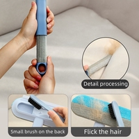 Grattoir multifonctionnel pour poils d'animaux de compagnie Épilation collante pour chats Épilation des chiens Brosse double face pour nettoyer les tapis et les canapés.