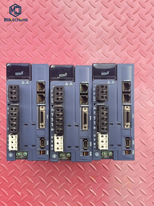 Contrôleur industriel de moteur AC RYH152F5-VV2, pilote de moteur haute performance pour l'automatisation des machines - Product Image 1
