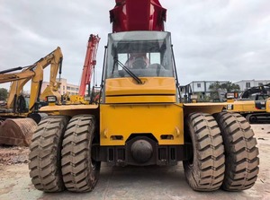 Reachstacker d'occasion SANY 45 tonnes, puissant, pour la logistique et la manutention portuaire, moteur VOLVO CUMMINS WEICHAI - Product Image 4