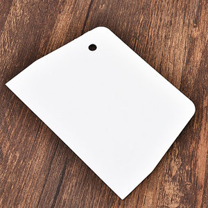 Planche à découper en plastique épaissi pour la pâtisserie et la cuisine, avec surface antiadhésive et trou pour accrocher - Product Image 2