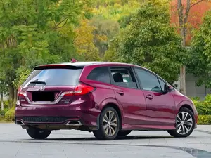 Honda Jade 1.8 Comfort 2017 2018 2019, 5 Plazas, Automática, Usada, Japonesa, Familiar, Espaciosa y Práctica - Product Image 4