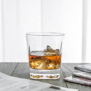 750ml Lead-Free Square <strong>Whiskey</strong> <strong>Decanter</strong> with Glasses <strong>Crystal</strong> Clear Design for Household Use - Product Image 4