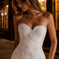Robes de mariée courtes, robe de mariée simple en satin, robe florale 3D sans bretelles, mini-robe grande taille pour la mariée, vente en gros sur mesure