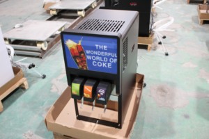 Machine à <span class=keywords><strong>fontaine</strong></span> <span class=keywords><strong>Coca</strong></span>-Cola Freestyle portable à 3 têtes, qualité supérieure, en acier inoxydable et plastique, qualité commerciale, fournie directement par l'usine - Product Image 2