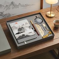 Coffret Cadeau Personnalisé avec Carnet à Reliure Agrafée sur Toile Paysage Équestre et Logo, Cadeau Commémoratif pour Entreprise/Bureau