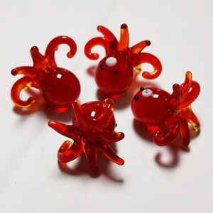 Figurine <span class=keywords><strong>miniature</strong></span> <span class=keywords><strong>en</strong></span> <span class=keywords><strong>verre</strong></span> <span class=keywords><strong>soufflé</strong></span> personnalisée, pieuvre rouge, animal marin 3D pour micro-paysage, kits de bougies <span class=keywords><strong>en</strong></span> <span class=keywords><strong>verre</strong></span>, technique de lampworking - Product Image 4