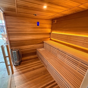 Sauna de Cedro Rojo de Diseño Moderno para Exteriores, Bañera de Hidromasaje Grande, Personalizable, con Calentador Eléctrico, para 6-8 Personas, Ideal para Proyectos de Resorts - Product Image 3