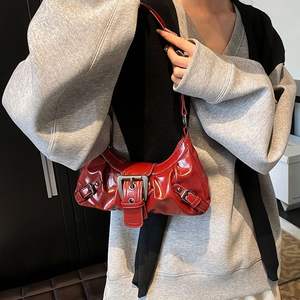 Bolsa de Ombro Personalizável Estilo Retrô Hot Girl com Forro de Poliéster em Duas Cores, Alça Única, Zíper, Impermeável, Alta Qualidade - Product Image 1