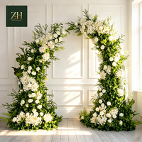 Arco de Flores Estilo Monet con Peonías y Margaritas para Decoración de Bodas y Fiestas al Aire Libre