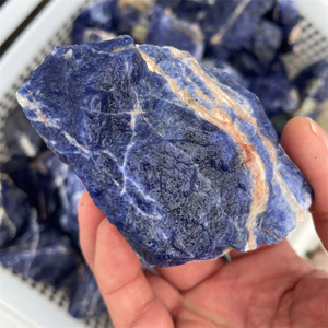 Vente en gros de cristaux de quartz naturels bruts de haute qualité guérissant les veines bleues pierres <span class=keywords><strong>sodalite</strong></span> bleue <span class=keywords><strong>sodalite</strong></span> brute prix pour la guérison - Product Image 6