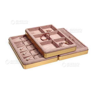 Présentoir à bijoux coloré de luxe Présentoir à bijoux rose Plateau à bijoux en métal pour bijouterie - Product Image 6