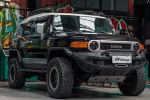 Nuevo Parachoques Delantero para FJ Cruiser (2007-2014) con Placa para Cabrestante, Luces LED y Soporte para Matrícula - Product Image 2