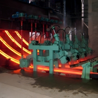 Machinerie de fonderie métallique, petite machine de coulée continue (CCM) pour ligne de coulée de billettes d'acier