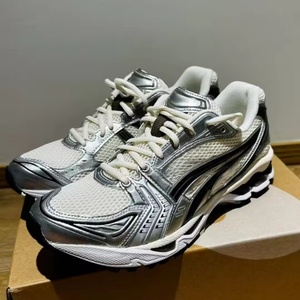 Drop Shipping Luxury Designer Shoes Famous Brand Men's Sneakers 1130 Version Comfortable Walking Style Running Shoes Men - Product Image 2