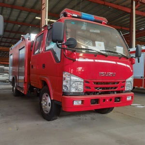 <span class=keywords><strong>Camion</strong></span>-citerne à eau pour incendies certifié CE 1SUZU de 2,5 tonnes, réservoir d'eau de 2500 L, <span class=keywords><strong>camion</strong></span> de pompiers pour la lutte contre les incendies et le pulvérisation routière - Product Image 2