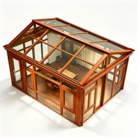 Moderna Terraza Acristalada con Estructura de Aluminio Estilo Madera de Redwood, Techo Poligonal, Luces Integradas, Ventanas Grandes, Espacio de Patio Exterior Personalizable