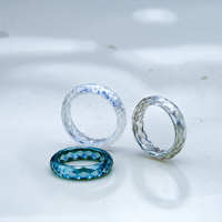 Bague en diamant pour homme, personnalisée, luxueuse, avec un serti facetté, en moissanite blanche/vert bleu VVS GRA, design unique en forme de cercle