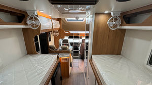 Camping-car de luxe Ecocampor 2026, 4 couchages, camping-car avec salle de bain intérieure, cuisine, système solaire pour les voyages en famille, camping-car - Product Image 2