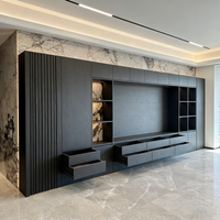 Maßgefertigter Massivholz-Wohnzimmerschrank Umweltfreundlich und Langlebig Moderner Einfacher Aufbewahrungsschrank Offenes Regal Vitrine