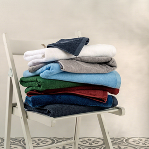 Couleur et taille personnalisées, serviettes de bain à bonne absorption d'eau, serviette de bain blanche en coton pour hôtel - Product Image 1