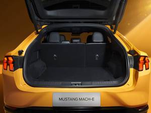 Vente flash - SUV électrique haute performance - <span class=keywords><strong>Ford</strong></span> <span class=keywords><strong>Mustang</strong></span> Mach-<span class=keywords><strong>E</strong></span> <span class=keywords><strong>GT</strong></span> 2025 - Pour la conduite en ville et sur autoroute - Product Image 6