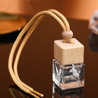 Personnalisation en gros 8ml voiture aromathérapie bouteille en verre carré clair 10ml vide diffuseur bouteille en verre