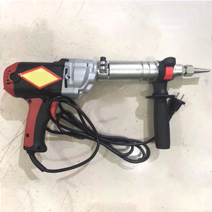 Machine de rechapage de pneus, extrudeuse de caoutchouc <span class=keywords><strong>pneumatique</strong></span> et électrique, <span class=keywords><strong>pistolet</strong></span> <span class=keywords><strong>extrudeur</strong></span> de caoutchouc pour réparation de pneus - Product Image 1