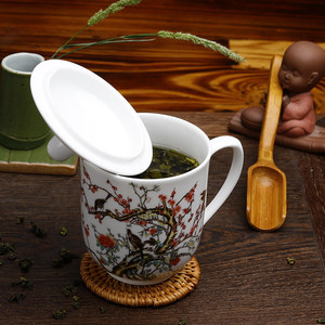 Tasse à thé et à eau en céramique de style chinois Jingdezhen avec couvercle, en porcelaine fine, pour bureau/réunion/hôtel, logo personnalisé, couleur rose - Product Image 4