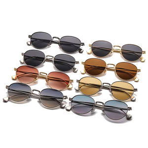 Lunettes de soleil rondes en métal avec logo personnalisé, style vintage 2026, pour hommes et femmes, punk, verres dégradés UV400 - Product Image 6