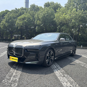 2023 <span class=keywords><strong>BMW</strong></span> I7 EDrive50L <span class=keywords><strong>M</strong></span> Sport Package Edition Auto 0.57h Charge rapide Voiture d'occasion Berline 4 portes 5 places 101kWh Véhicule à énergie nouvelle - Product Image 1