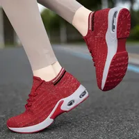 Chaussures en maille tricotée pour femmes, respirantes, absorbant les chocs, légères, à enfiler, pour toutes les saisons, baskets décontractées pour la marche