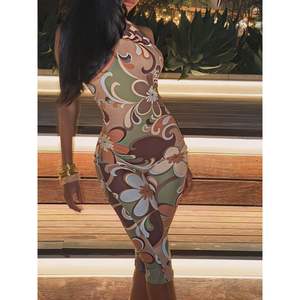 Combinaison sexy personnalisée 2026 à imprimé floral, dos nu, taille haute, coupe capri, style bohème, tenue de club pour femme, printemps-été - Product Image 3