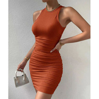Robe élégante sans manches pour femme, coupe ajustée, motif uni, taille naturelle, style chic, en crochet, directement de l'usine