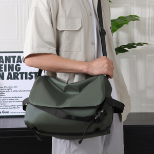 Bolsa de Mensajero Cruzada Estilo Táctico para Hombre, Resistente al Agua, con Múltiples Compartimentos, Bolsa de Hombro Utilitaria de Verano - Product Image 5