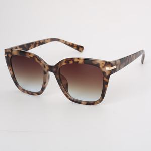 Gafas de Sol Unisex Cuadradas con Protección UV400 SP10324, Diseño Moderno, para Uso en Exteriores, Protección Solar, OEM - Product Image 6