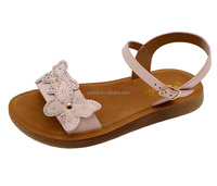 Nouvellement fleur décoration OEM conception personnalisée pas cher prix bas quantité minimale de commande plate-forme plate semelle antidérapante fille sandale pantoufles chaussures