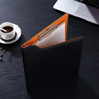 Portadocumentos de cuero A4 PU con clip Carpeta de archivos con logotipo en relieve personalizado con clip para cuaderno