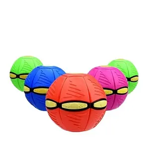 Venda quente mesmo estilo de brinquedo de mosca ao ar livre lance 6 luzes led disco mágico girador bola de ufo brinquedos bouncy bola