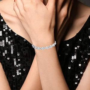Pulsera magnética para mujer, para aliviar el dolor de artritis, pulseras de terapia magnética de acero de titanio con hermosos brillantes cúbicos - Product Image 4
