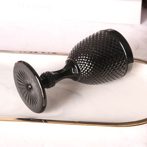 Pequeño MOQ hecho a máquina Textura clásica Vidrio <span class=keywords><strong>de</strong></span> 100ml con calcomanías <span class=keywords><strong>de</strong></span> borde dorado Soda Lime Black Sherry Color Colores personalizados Precio barato - Product Image 2