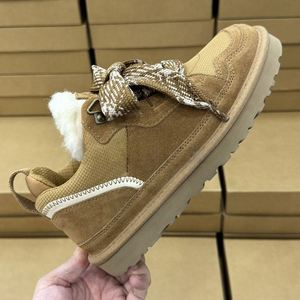 Botas de Nieve Clásicas Unisex para Otoño/Invierno, Botines con Forro de Piel de Oveja de Primera Calidad, Comodidad y Suavidad Superiores, Calzado para Exteriores - Product Image 2