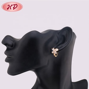 ต่างหูแบบห่วงลายดอกไม้สวยงาม ปี 2018 ทอง 18K สำหรับสาวๆ - Product Image 2