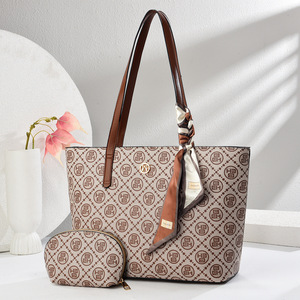 Sac fourre-tout classique grande capacité, sac à bandoulière, sac bandoulière avec foulard, pour femme, usage quotidien, printemps 2025 - Product Image 1