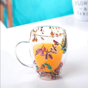 Cadeau de Noël Poignée tasses <span class=keywords><strong>tasse</strong></span> en verre borosilicate pour infuser des fleurs sèches <span class=keywords><strong>double</strong></span> <span class=keywords><strong>paroi</strong></span> tasses à café en verre <span class=keywords><strong>tasse</strong></span> à thé bouteilles en verre - Product Image 2