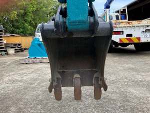 Travaux de terrassement pour mini-excavatrice d'occasion U30-6, importée, d'origine, 3 tonnes, avec pompe et moteur, modèle 2007 - Product Image 6