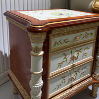Meubles de chambre à coucher de style classique européen antique, sculptés à la main, peints à la main, table de chevet de luxe française